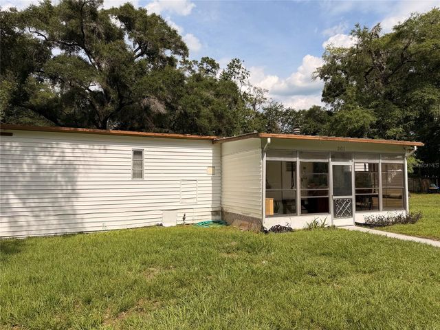 201 NW 136TH TERRACE, Ocala, FL 34482