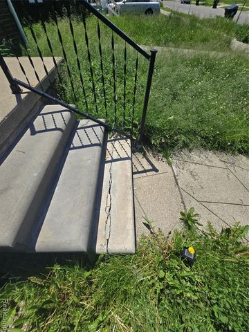 10342 Roxbury Street, Detroit, MI 48224