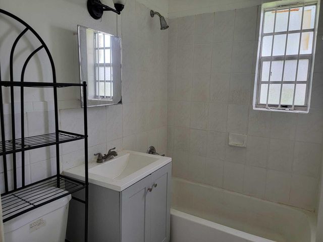 2971 NW 160th Street, Miami Gardens, FL 33054