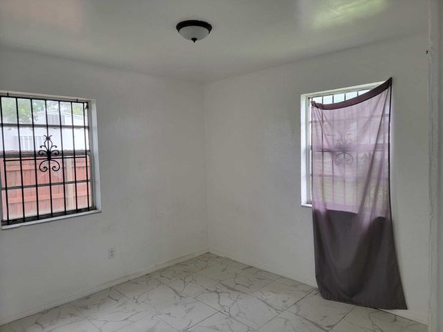 2971 NW 160th Street, Miami Gardens, FL 33054