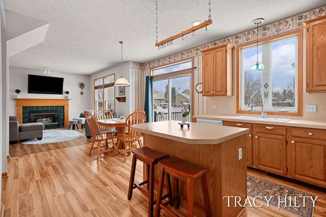 6715 Crystal Downes Court Se, Gaines Twp, MI 49316