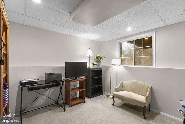 24200 NEWBURY RD, Gaithersburg, MD 20882