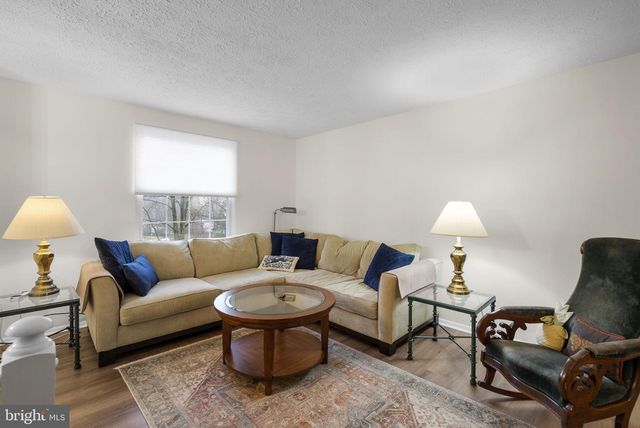 24200 NEWBURY RD, Gaithersburg, MD 20882