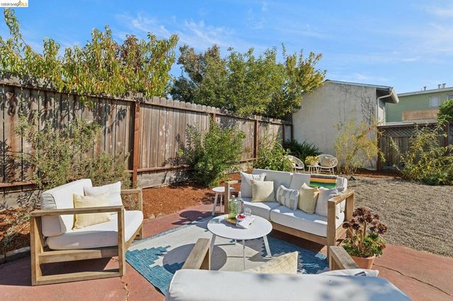3518 Nevin Ave, Richmond, CA 94805