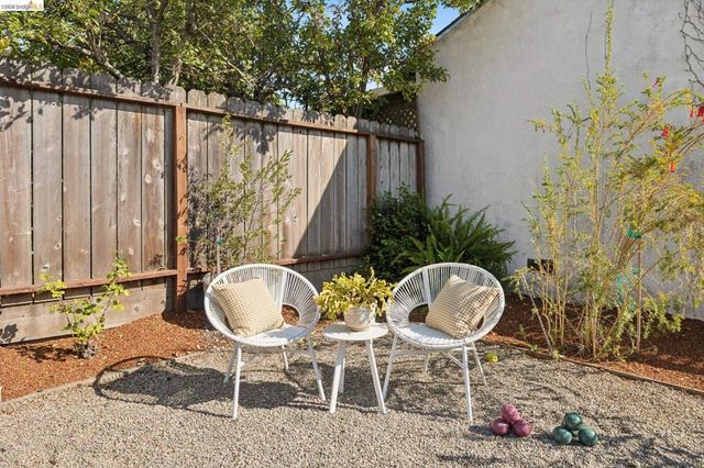 3518 Nevin Ave, Richmond, CA 94805