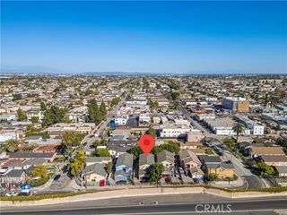 8410 S Grand, Los Angeles, CA 90003