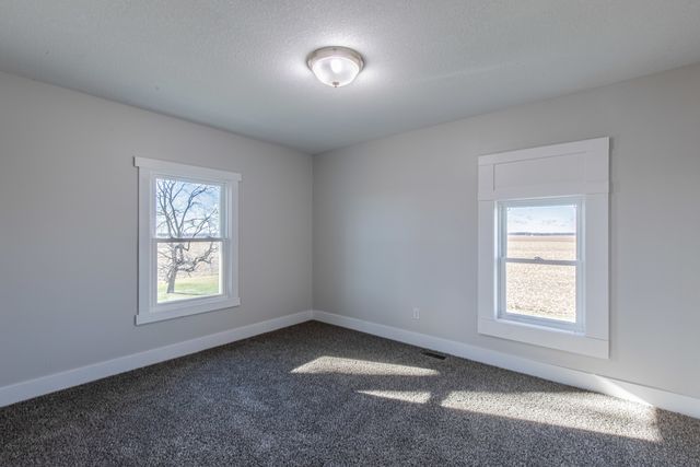 17394 1600 North Avenue, Princeton, IL 61356