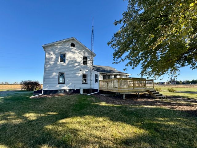 17394 1600 North Avenue, Princeton, IL 61356