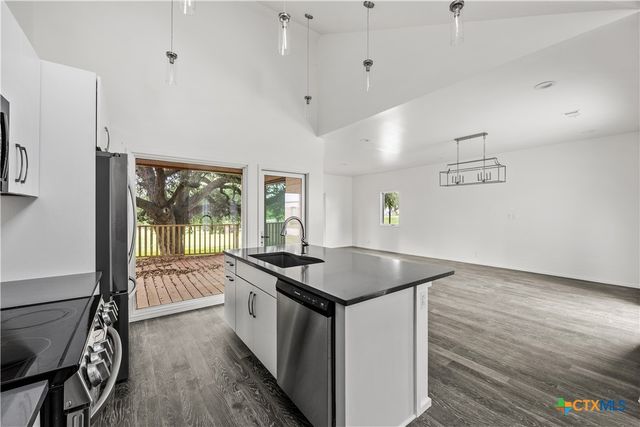2826 Lone Oak Drive, Belton, TX 76513