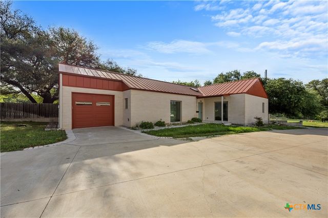 2826 Lone Oak Drive, Belton, TX 76513