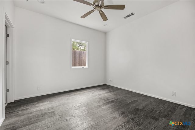 2826 Lone Oak Drive, Belton, TX 76513