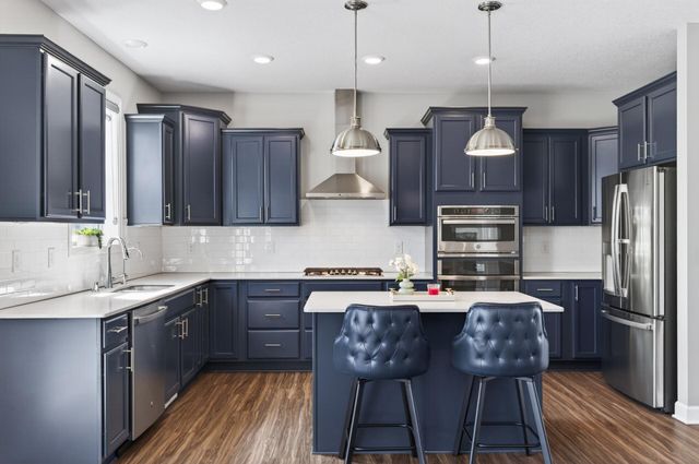 1559 Edgebrook Lane, Carver, MN 55315