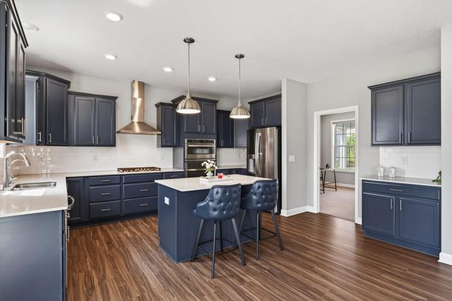 1559 Edgebrook Lane, Carver, MN 55315