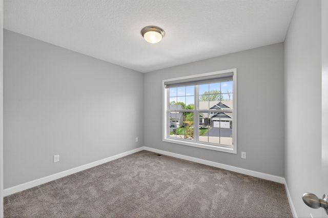 1559 Edgebrook Lane, Carver, MN 55315
