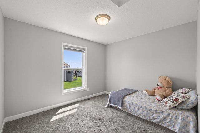 1559 Edgebrook Lane, Carver, MN 55315