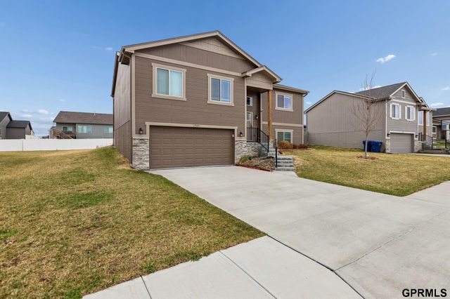 7333 N 166 Street, Bennington, NE 68007