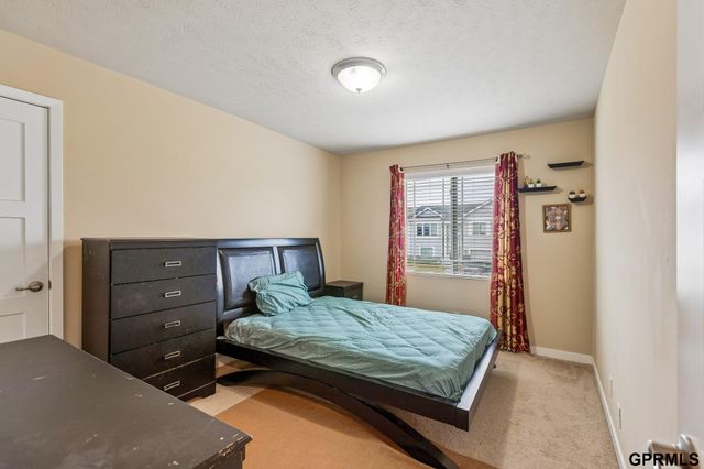 7333 N 166 Street, Bennington, NE 68007