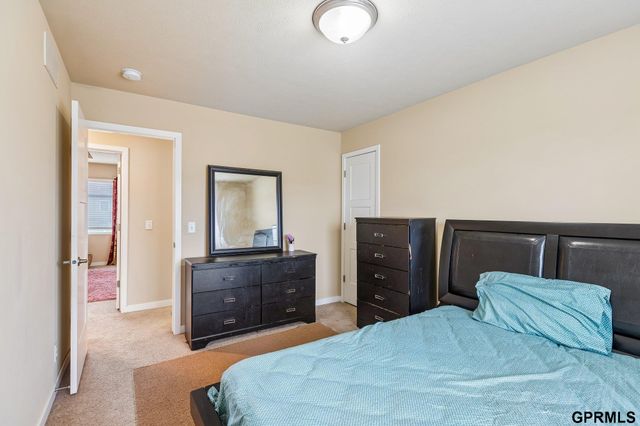 7333 N 166 Street, Bennington, NE 68007