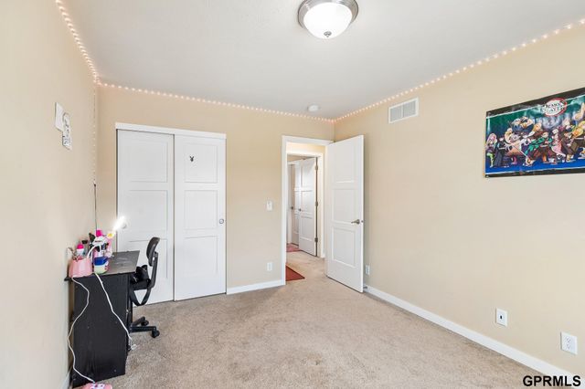 7333 N 166 Street, Bennington, NE 68007