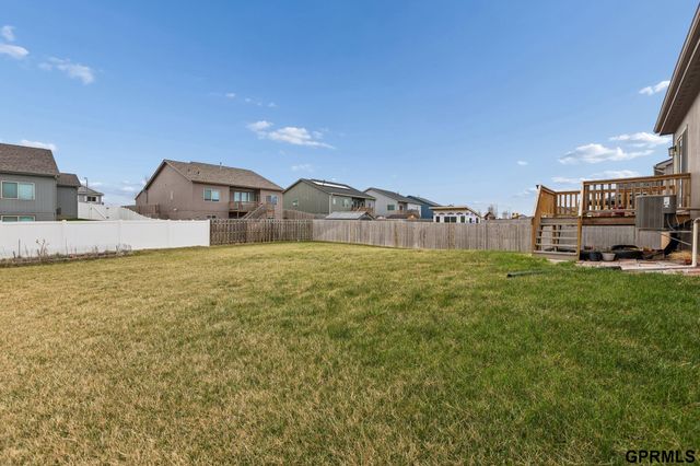 7333 N 166 Street, Bennington, NE 68007