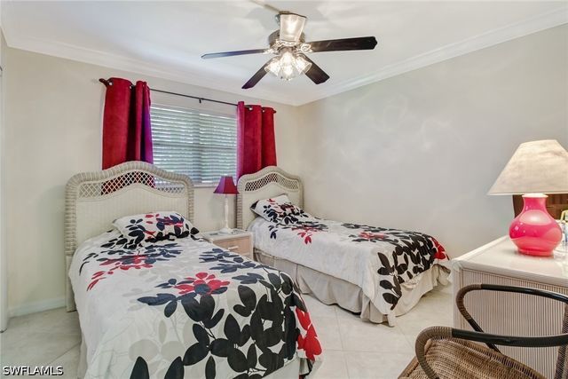 49 High Point CIR S 102, Naples, FL 34103