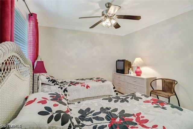 49 High Point CIR S 102, Naples, FL 34103