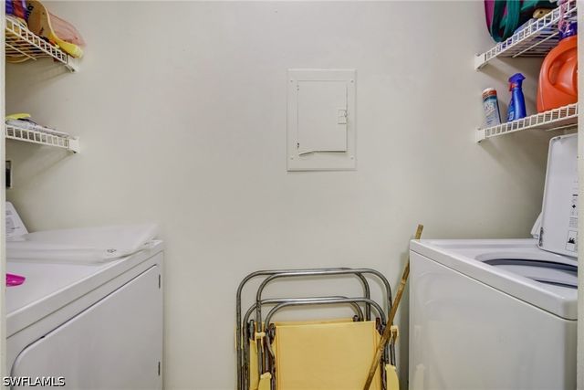 49 High Point CIR S 102, Naples, FL 34103