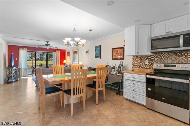 49 High Point CIR S 102, Naples, FL 34103