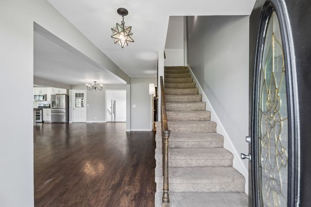 104 Juniper Dr, Murfreesboro, TN 37129