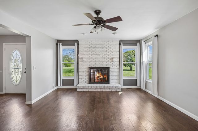 104 Juniper Dr, Murfreesboro, TN 37129