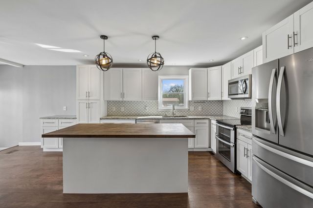 104 Juniper Dr, Murfreesboro, TN 37129