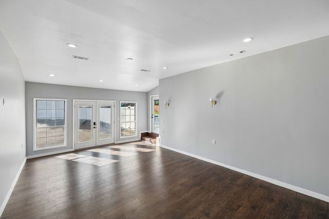 104 Juniper Dr, Murfreesboro, TN 37129