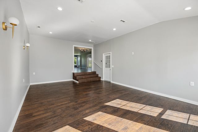 104 Juniper Dr, Murfreesboro, TN 37129