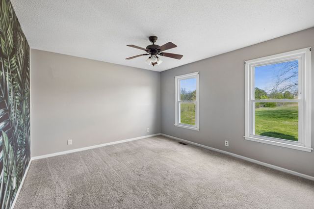 104 Juniper Dr, Murfreesboro, TN 37129