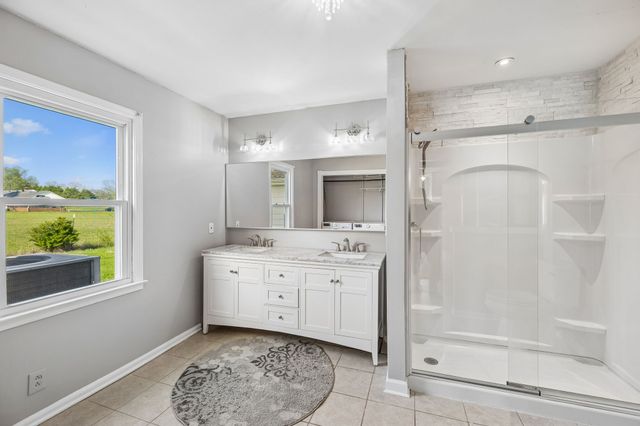 104 Juniper Dr, Murfreesboro, TN 37129