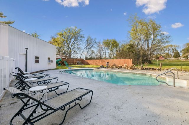 104 Juniper Dr, Murfreesboro, TN 37129