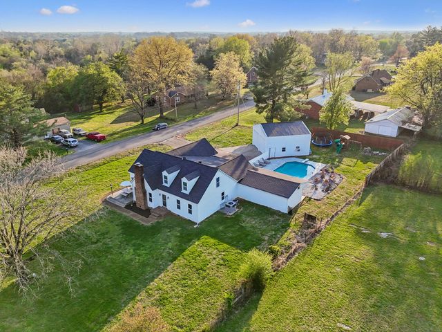 104 Juniper Dr, Murfreesboro, TN 37129