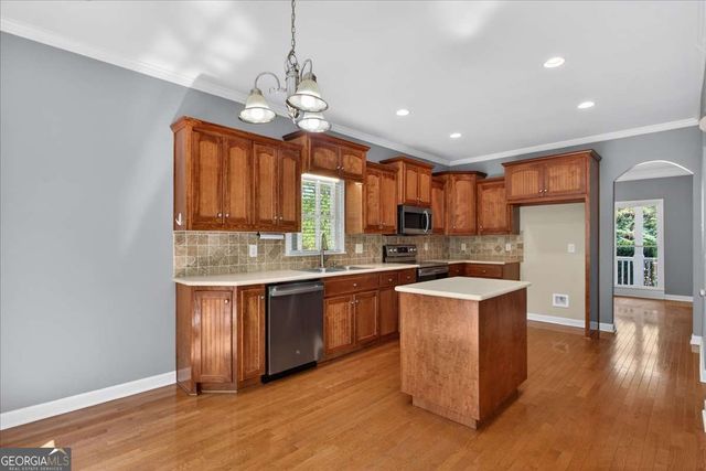 218 Spearfish Drive, Canton, GA 30114