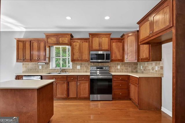 218 Spearfish Drive, Canton, GA 30114