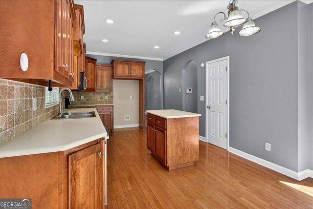 218 Spearfish Drive, Canton, GA 30114