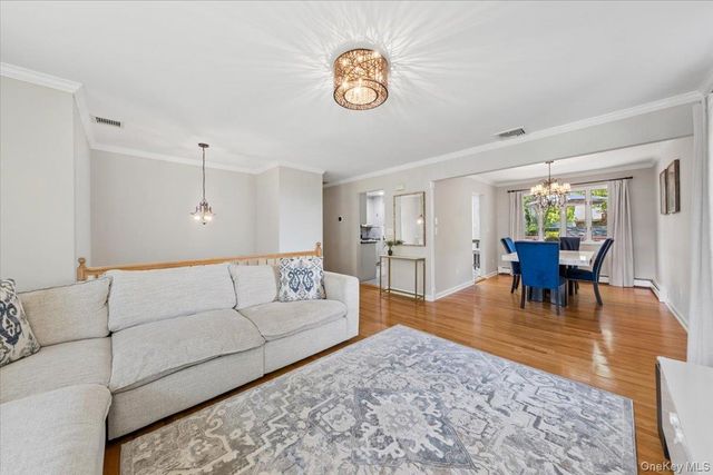 2 Carrigan Avenue, White Plains, NY 10605