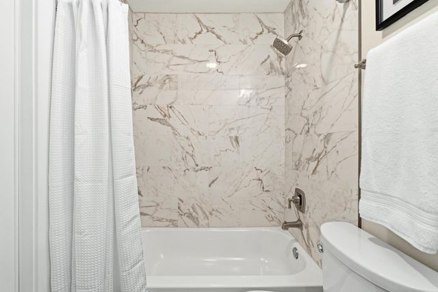 1015 E Yager LN 187, Austin, TX 78753