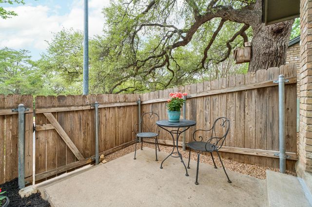 1015 E Yager LN 187, Austin, TX 78753