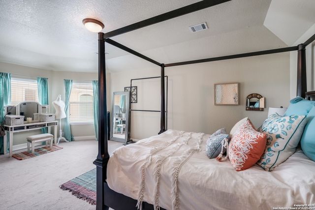 18211 Branson, San Antonio, TX 78255