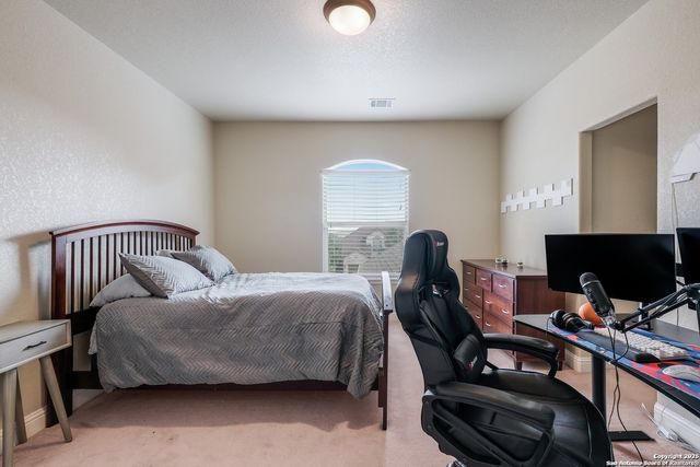 18211 Branson, San Antonio, TX 78255