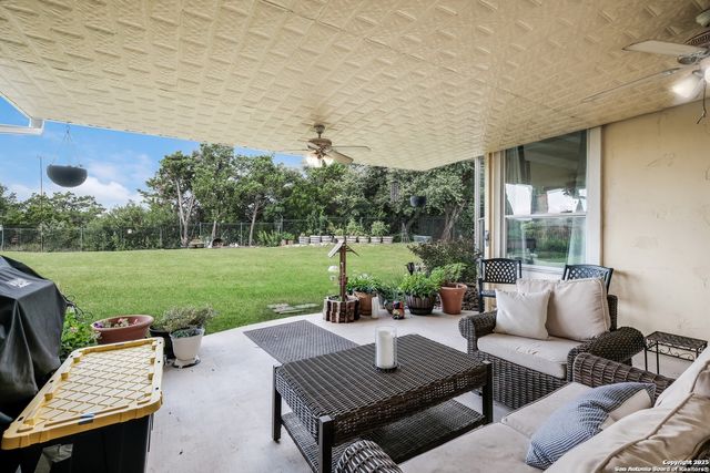 18211 Branson, San Antonio, TX 78255