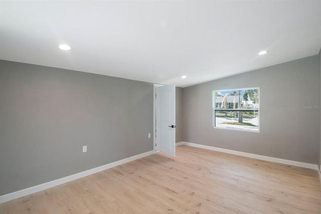 6318 S RENELLIE COURT, Tampa, FL 33616