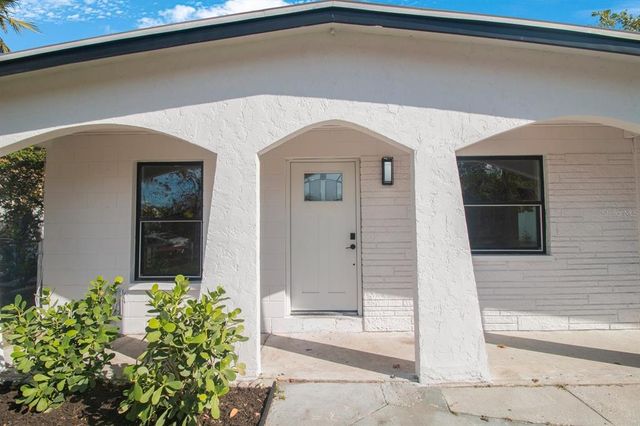 6318 S RENELLIE COURT, Tampa, FL 33616