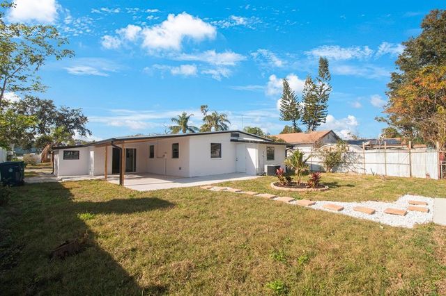 6318 S RENELLIE COURT, Tampa, FL 33616