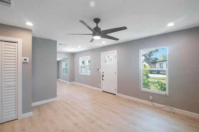 6318 S RENELLIE COURT, Tampa, FL 33616
